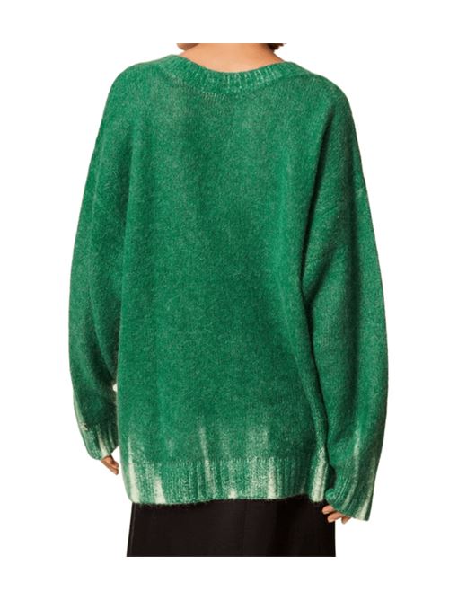 Maglia da donna in misto lana, sc. V, stampa digitale effetto spray THINK DIFFERENT. colore verde. TWINSET | 252AQ306013032